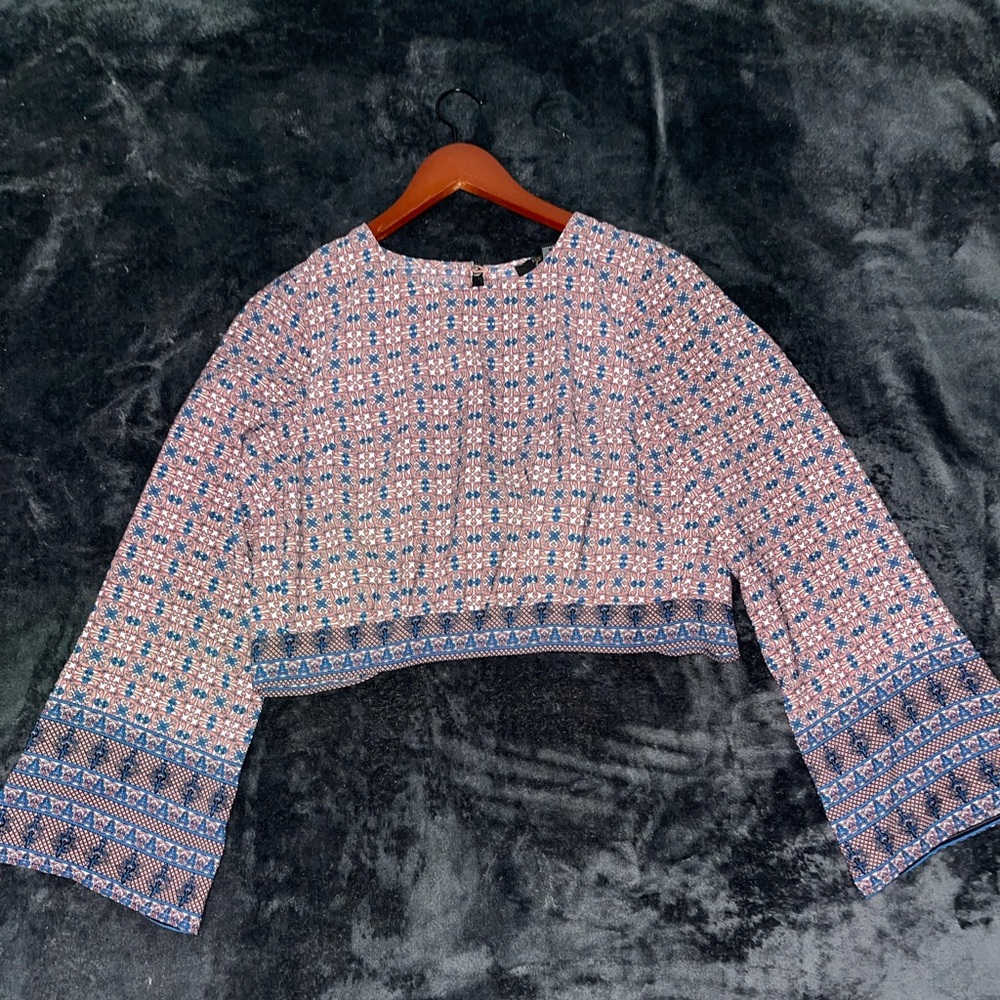 Contemporary Kimono Sleeve Crop Top